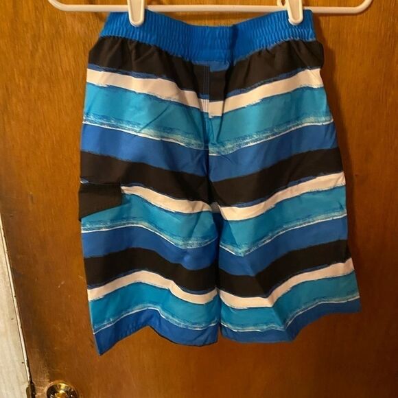 Adidas swim trunks - Picture 2 of 4